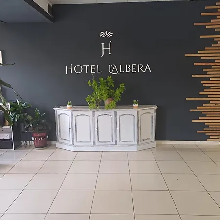 מלון L'albera 3*